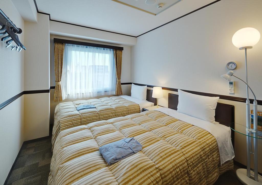 Toyoko Inn Hiroshima-Eki Shinkansen-Guchi 1 Exterior photo